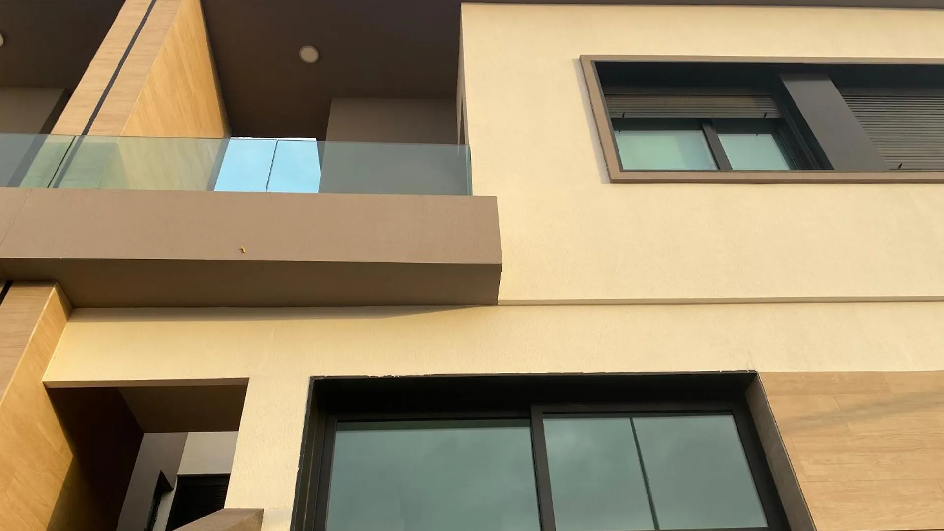 Piso Moderno En Duplex En Residencial Brisabai location